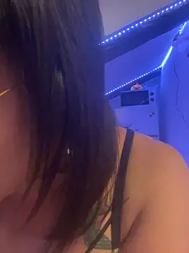 Snapshot of Xlilli69X chatting on 05/07/26, 05:51 Xlilli69X online show from 05/07/26, 05:51