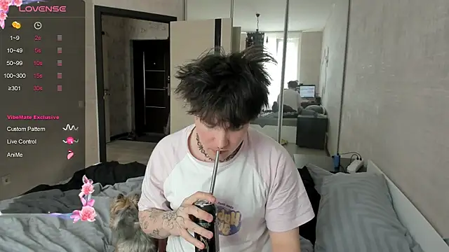 MIya Chinen online show from 04/21/26, 12:55