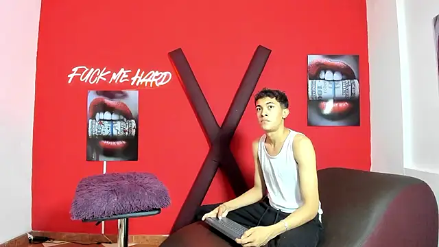 SKYN MAN online show from 03/12/26, 01:45