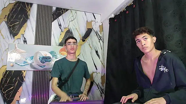 SKYN MAN online show from 04/23/26, 12:29