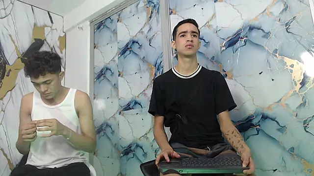 SKYN MAN online show from 04/24/26, 07:22