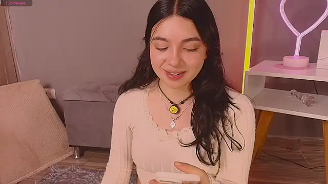 Im Elaris online show from 04/17/26, 02:42