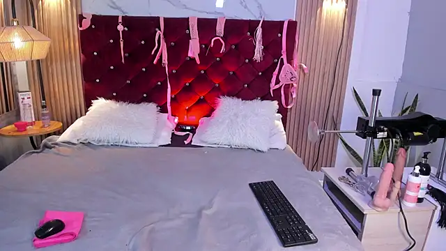 Dianna-Rosse online show from 04/20/26, 12:19