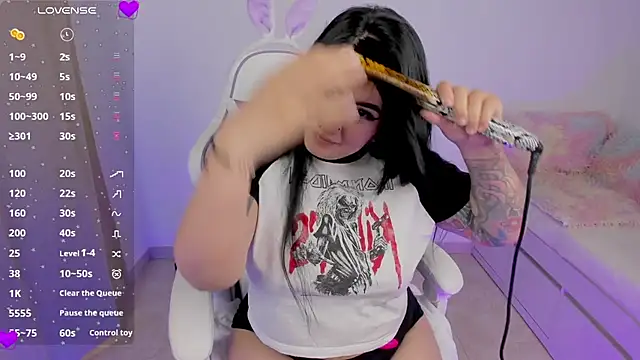 heeyy kitty online show from 04/24/26, 02:52