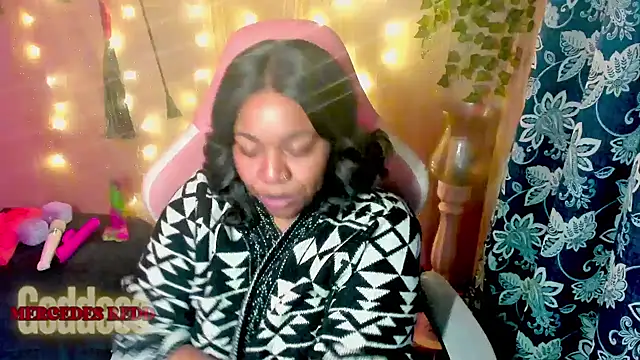 Goddess MercedesRedd online show from 04/25/26, 01:36