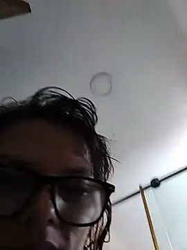 Snapshot of kittyBlossom_1 chatting on 07/30/26, 04:17 kittyBlossom 1 online show from 07/30/26, 04:17