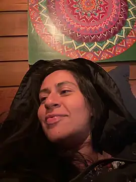 Geovana blan online show from 04/21/26, 02:51