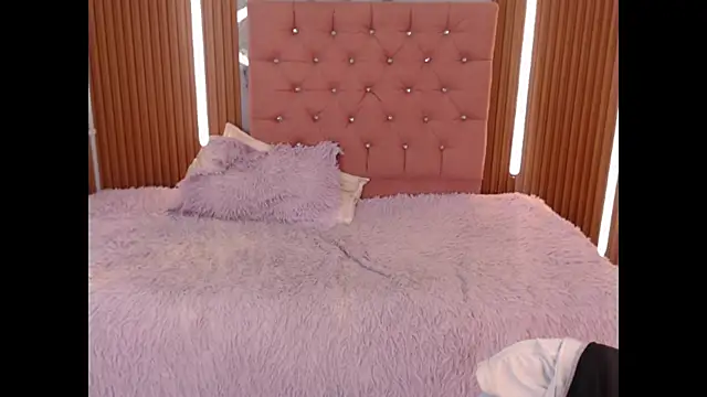 vicky wel online show from 06/04/26, 07:20
