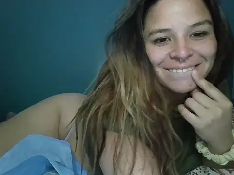 Snapshot of KendraBoss chatting on 03/22/26, 10:24 KendraBoss online show from 03/22/26, 10:24