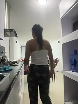 Sweetroseof online show from 04/10/26, 11:42