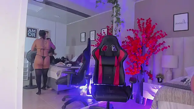 Kiara Kismet  online show from 03/31/26, 08:42