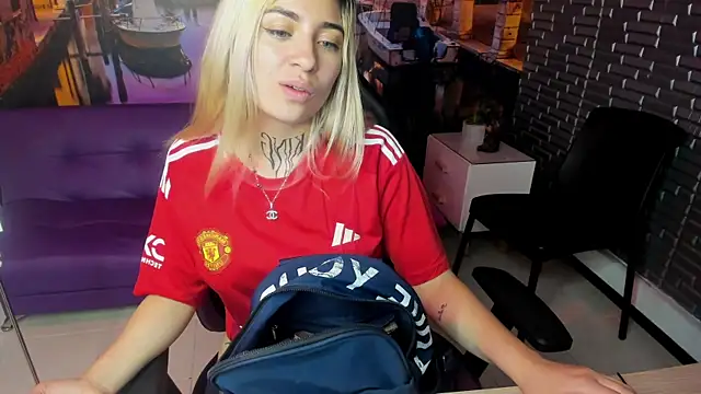 Tamaraa velez online show from 03/21/26, 02:16