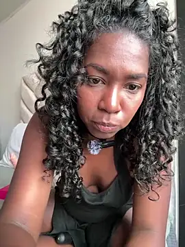 Snapshot of maryjane_ebony chatting on 05/29/26, 02:04 maryjane ebony online show from 05/29/26, 02:04