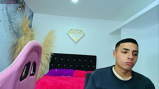 Ariatna Andy online show from 03/31/26, 09:15