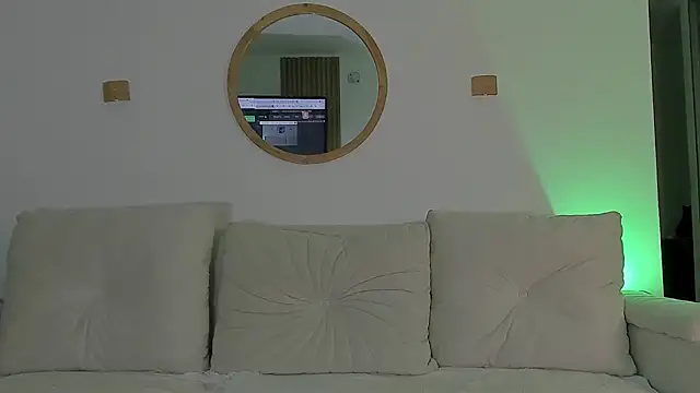 ALEJA R01 online show from 04/23/26, 01:13