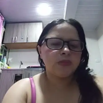 Snapshot of violetapeeveet chatting on 04/28/26, 05:56 violetapeeveet online show from 04/28/26, 05:56