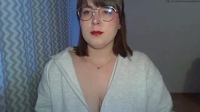 ClaraHard online show from 04/22/26, 05:25