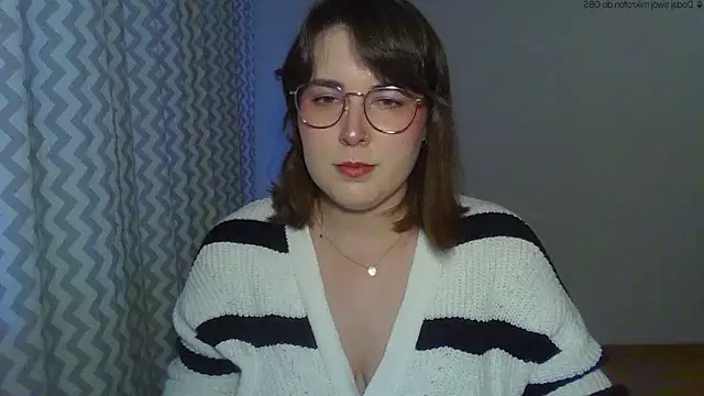 ClaraHard online show from 04/27/26, 05:44