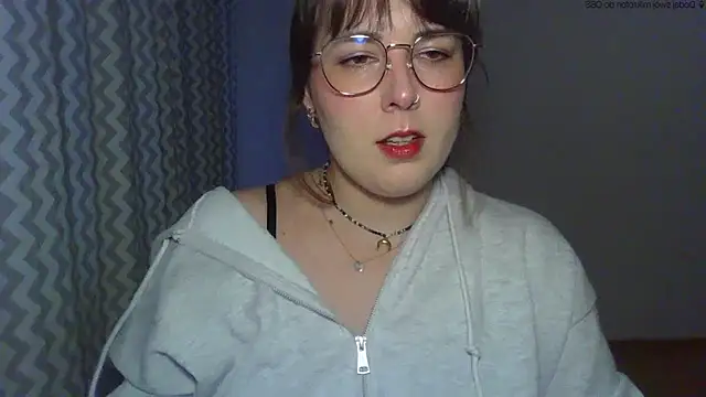 ClaraHard online show from 05/11/26, 05:32