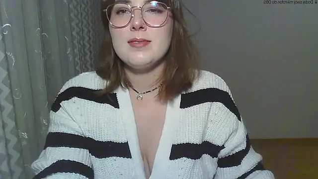 ClaraHard online show from 06/02/26, 07:49