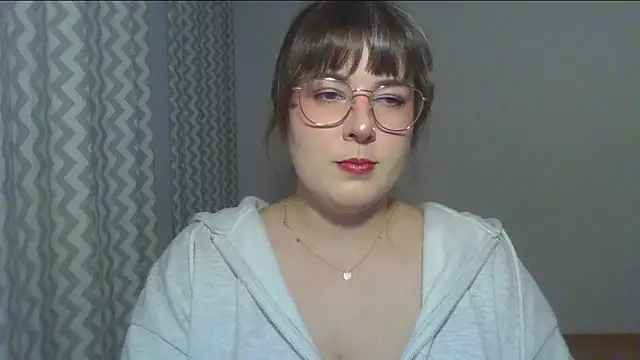 ClaraHard online show from 06/08/26, 07:14