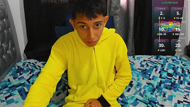 gomitaboy1 online show from 03/09/26, 07:29