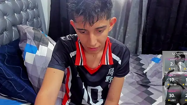 gomitaboy1 online show from 04/11/26, 07:40