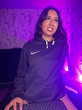 Lunaliaa  online show from 03/28/26, 06:02