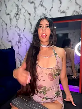 Lunaliaa  online show from 04/07/26, 04:24