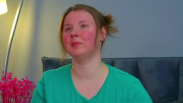 MelodyMoores online show from 04/24/26, 06:27