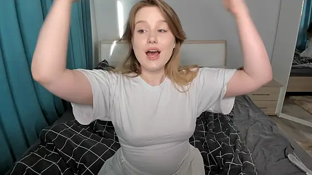 JennyHardy online show from 05/19/26, 02:23