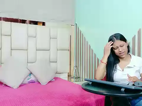 VikyANDfer online show from 04/23/26, 01:46