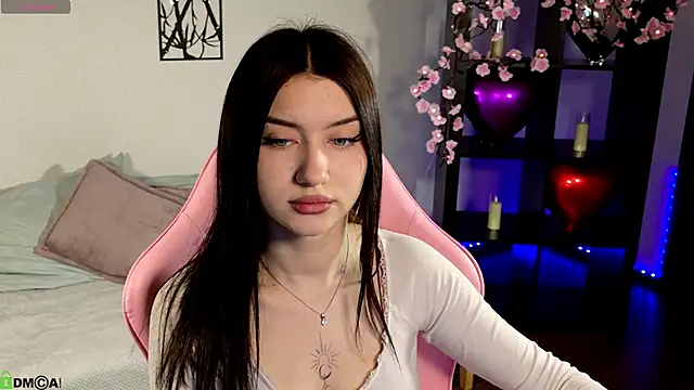 Sugar Kitten12 online show from 04/08/26, 03:06