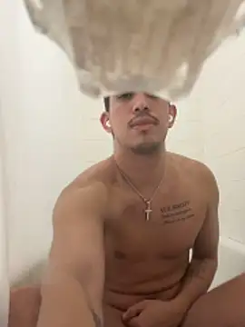 papichulo102099 online show from 03/12/26, 06:30