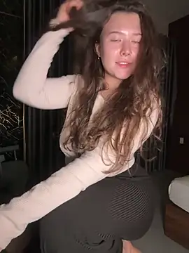 KristieKitty online show from 06/10/26, 12:48