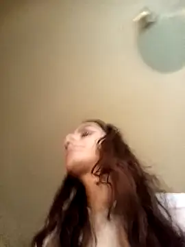 chiara-mario online show from 04/22/26, 04:41