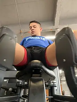 OliverTabordaa online show from 03/18/26, 08:12