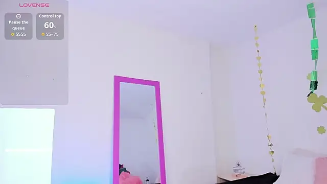 Eve-01 online show from 03/25/26, 06:58