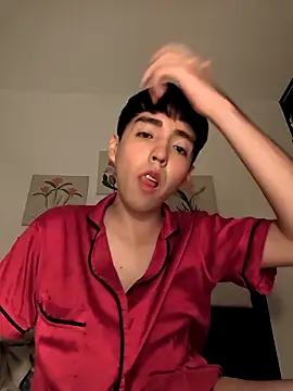 Lucca  555 online show from 04/11/26, 02:16