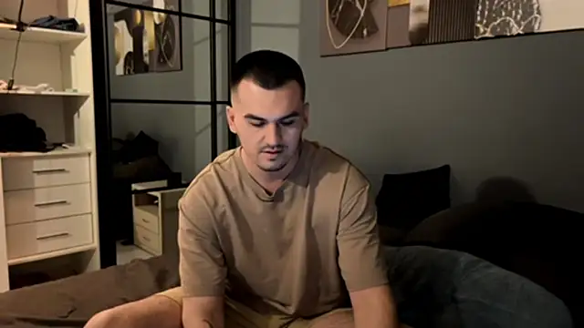 AlexRay22 online show from 03/12/26, 08:37