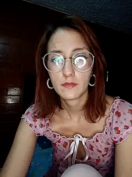 susanhottie1 online show from 04/05/26, 03:04