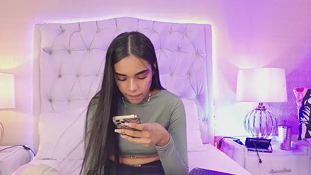 MeganRoseh online show from 04/16/26, 09:39