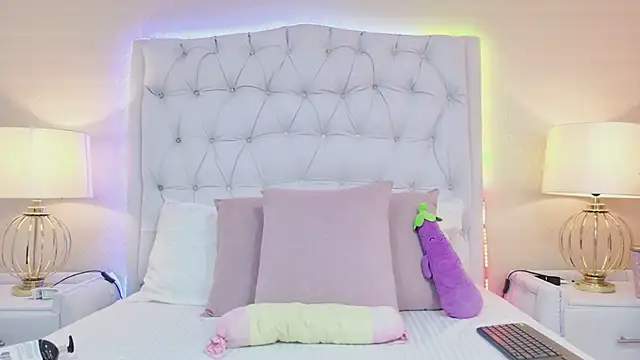 MeganRoseh online show from 04/23/26, 08:22