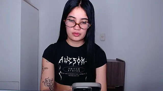 Lucy engel online show from 04/24/26, 12:24