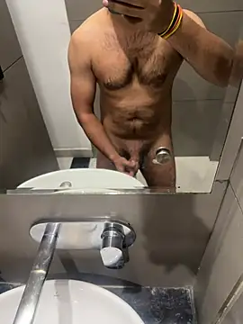 Vibrator2509 online show from 04/03/26, 08:51