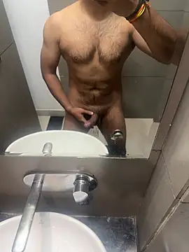 Vibrator2509 online show from 04/05/26, 07:22