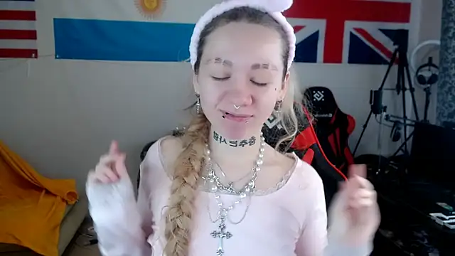 Nica Kawaii online show from 03/16/26, 06:28