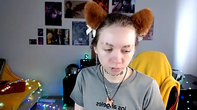 Nica Kawaii online show from 04/20/26, 09:01