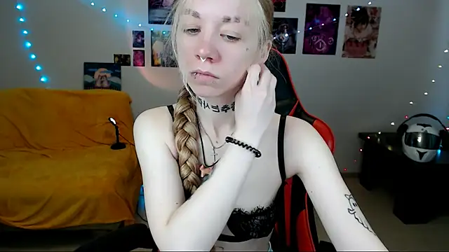 Nica Kawaii online show from 07/26/26, 01:18