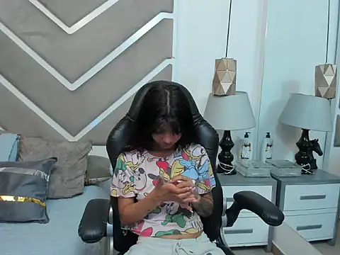 Amber Harriis online show from 05/15/26, 01:07